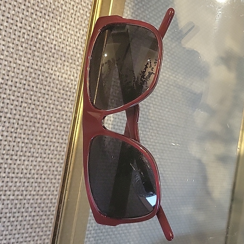 Dior Burgundy Sunglasses - Picture 6 of 7
